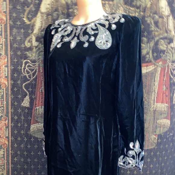 Vintage 80s retro Argenti Notte bejeweled crushed velvety Formal cocktail dress - Picture 7 of 11